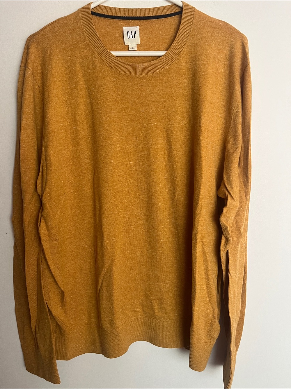 GAP Men’s Sweater Size Large